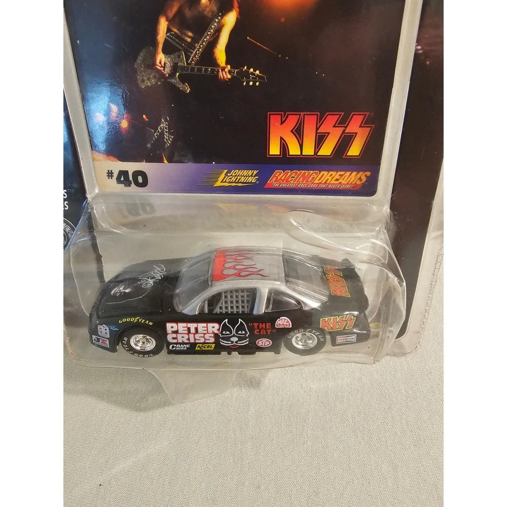 Johnny Lightning 1:64 KISS Peter Criss The Cat Die-Cast Stock Car #40